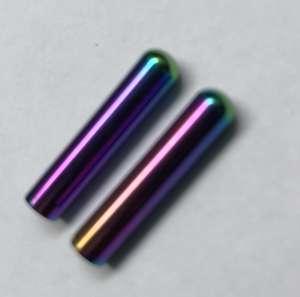 Puntas de aleación de metal MOQ bajo personalizadas Aglets en forma de extremo cerrado para sudaderas Tapones de cordón - Product Image 1