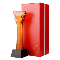 Trophée de récompense pyramidal éco-responsable Jadevertu, prix Vanguard pour le progrès scientifique