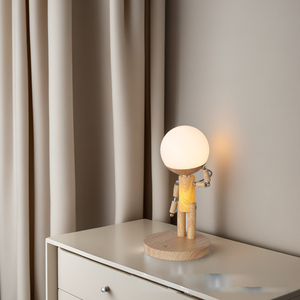 Creative Moon Penalties Lámpara de escritorio LED de metal moderno Control táctil Luz de cuidado de ojos para dormitorio Bedhead Decoración de sala de estar - Product Image 1