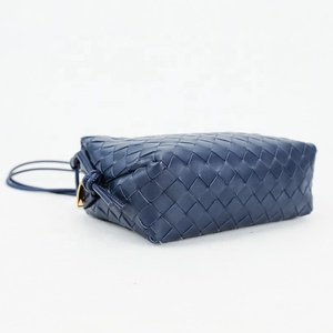 2023 da dệt chéo cơ thể túi phụ nữ thiết kế thương hiệu túi xách tùy chỉnh thực hiện dệt da túi duy nhất túi thời trang dây kéo CN; gua - Product Image 4