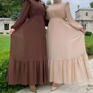 女性の伝統的なイスラム教徒の服のアクセサリー-固体アフリカのパーティープリーツアバヤタートルネックドバイターキースタイルヒジャーブドレス