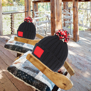 Gorro de invierno de punto trenzado con pompón para mujer, gorro grueso de punto para uso diario al aire libre - Product Image 3