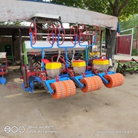 Tracteur avec machine de paillage de film, machine de paillage de plantation de maïs multifonctionnelle