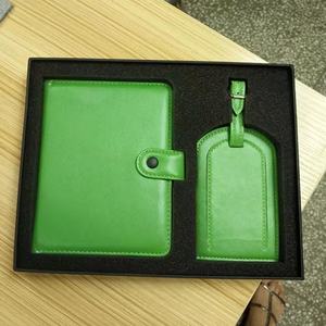 Funda para tarjeta de crédito Id Titulares de pasaporte Conjuntos de etiquetas de equipaje Cartera personalizada Viaje personalizado Pu Cuero Pasaporte conjunto - Product Image 5