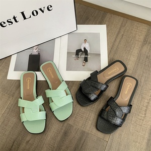 <span class=keywords><strong>Sandali</strong></span> bassi estivi di fascia alta <span class=keywords><strong>da</strong></span> <span class=keywords><strong>donna</strong></span> alla moda nuovi stile fata con suola morbida e scarpe romane <span class=keywords><strong>da</strong></span> <span class=keywords><strong>spiaggia</strong></span> versatili in posizione alta - Product Image 5