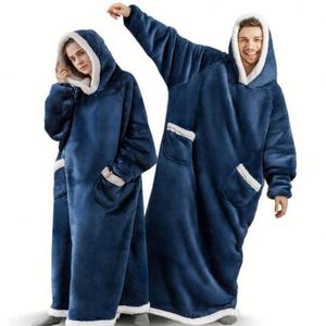 Vente flash : Sweat-shirt couverture surdimensionné pour regarder la télévision, couverture longue matelassée unie moderne en sherpa polaire, sweat-shirt avec poche géante, deux couches - Product Image 3