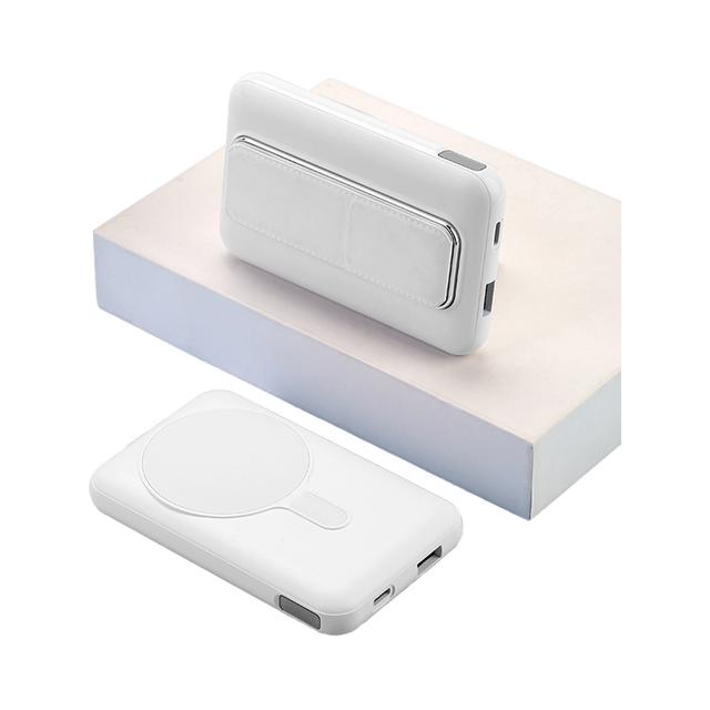 2025 New Magnetic Wireless Power Bank 10000mAh 15w Fast Charging With Folding Stand Mini Portable Led Display Battery Pack