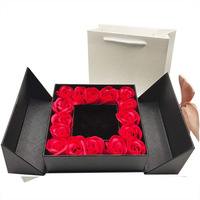 Weihnachts- und Valentinstag-Geschenk Großhandel Schmuck-Halskette Konservierte Seifenrosen-Blumen Box-Verpackung Geschenk für Frauen und Mütter