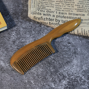 Peine de madera de sándalo de 20 cm con dientes finos hecho a mano para masaje de cabello largo para mujeres - Product Image 5