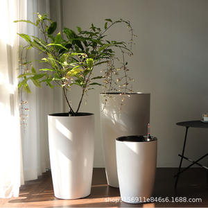 <span class=keywords><strong>Pot</strong></span> <span class=keywords><strong>de</strong></span> fleurs <span class=keywords><strong>de</strong></span> grande taille en PP <span class=keywords><strong>de</strong></span> style nordique, auto-absorbant, simple, tendance, pour plantes d'intérieur, fabriqué en Chine - Product Image 3