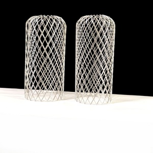 Protector de canalón ajustable de aluminio con malla metálica y <span class=keywords><strong>filtro</strong></span> de líquidos, resistente a la corrosión, diseño de orificios de diamante para tubo de bajada - Product Image 4