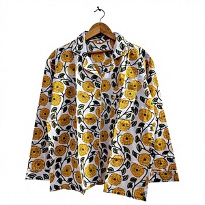 Ensemble de pyjama pour homme à manches longues à imprimé floral, tissu en satin 100% coton, vêtements de nuit décontractés, motif tissé, saison printemps, cadeau pour elle - Product Image 2