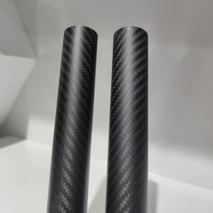 Tubes en fibre de carbone résistants à la corrosion avec résistance aux chocs et à la fatigue pour les applications d'ingénierie maritime - Product Image 3