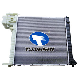 Chine Fabrication Auto Système De Refroidissement En Aluminium Chine <span class=keywords><strong>Radiateur</strong></span> pour BENZ V-CLASS <span class=keywords><strong>W</strong></span> 638 V <span class=keywords><strong>200</strong></span> <span class=keywords><strong>Radiateur</strong></span> De Liquide De Refroidissement À L'huile TS NO. 77121 - Product Image 1