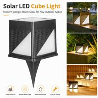Lampe de pilier de clôture de jardin extérieure de style européen nouvelle lampe frontale de colonne solaire à LED pour l'éclairage de pilier de porte de clôture de cour
