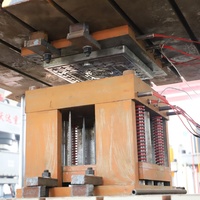 Presse hydraulique de 315 tonnes pour la fabrication de couvercles d'égouts en PRF BMC par thermoformage, avec moule personnalisé, certifiée CE