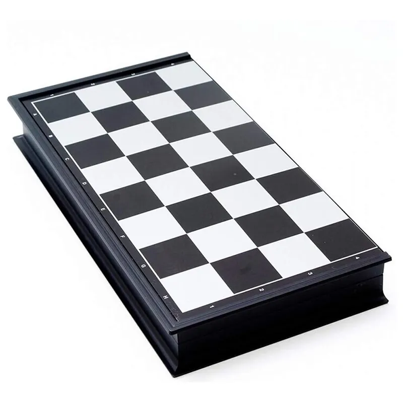 Atacado Família Portátil Dobrável Internacional Magnetic Board Chess Game