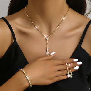 Vente en gros usine : Parure de bijoux de mariage chrétienne pour femme de haute qualité, collier et boucles d'oreilles, avec placage en laiton et sertissage Flimming - Product Image 4