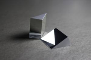 루이케 고품질 맞춤형 30/60/90도 각도 리트로 프리즘 - Product Image 2