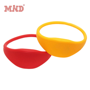 13.56MHz <span class=keywords><strong>Mifare</strong></span> cổ điển 1K NFC <span class=keywords><strong>ID</strong></span> Vòng đeo tay RFID dây đeo cổ tay NFC Silicone Vòng đeo tay - Product Image 3