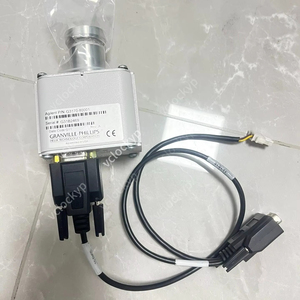 Voltmètre à vide microélectronique Agilent G258180301 En bon état d'occasion - Product Image 1