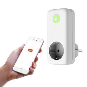 Tuya Wifi Smart Plug in Power Watt Meter Socket Utilisation pour mesurer la <span class=keywords><strong>consommation</strong></span> d'énergie de tous les types d'appareils ménagers - Product Image 1