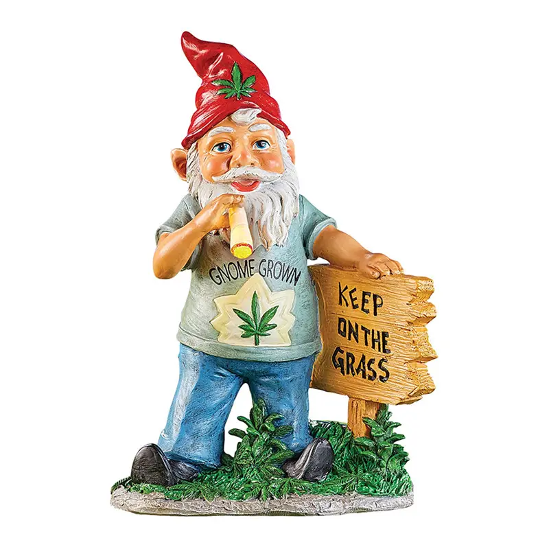 Funny Garden Gnome Statue With Solar Lights Smoking Gnome Keep On The Grass For Outdoor Decoration
