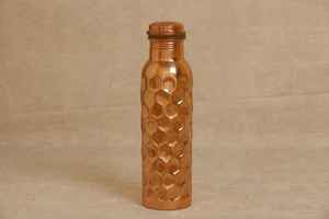 Botella de Agua Ecológica de Cobre Puro para Almacenamiento de Agua Detox, Botella con Beneficios Naturales para la Salud, Precio de Venta para Exportación - Product Image 2