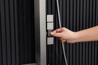 Nouvel ensemble de douche mural moderne en cuivre chromé brossé avec barre coulissante, rangement double couche, gris, pommeau de douche thermostatique effet pluie forte