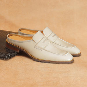 Nouvelles Bottes d'Hiver Montantes Classiques Polyvalentes Décontractées pour Hommes, Imperméables en Cuir Véritable, Rehaussantes, pour le Travail en Extérieur et le Sport - Product Image 2