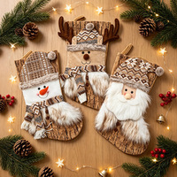 Décorations de Noël transfrontalières : Chaussettes de Noël en tissu marron, sacs cadeaux et sachets de bonbons Père Noël, ornements pour sapin de Noël faits main