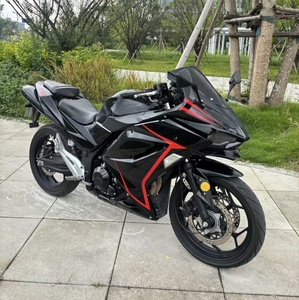 คาวาซากิ รุ่น H2 - 228 แรงม้า เครื่องยนต์อินไลน์ 4 สูบ พร้อมระบบซูเปอร์ชาร์จ + โครงสร้างแบบ Trellis + ระบบเบรกอัจฉริยะ KIBS ABS KTRC ผลิตในประเทศจีน - Product Image 6