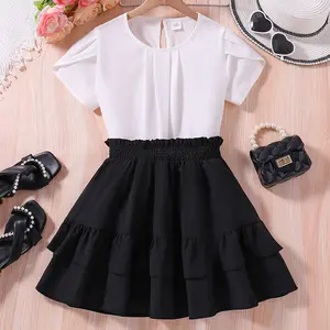 2024 कैजुअल बच्चों के लिए गर्मियों के कपड़े सफेद छोटी आस्तीन टी शर्ट काले रंग की एक लाइन स्कर्ट