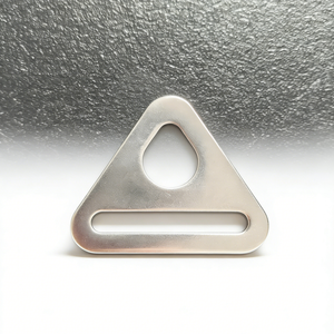 Boucle de connexion triangulaire en acier inoxydable 304 sans soudure avec œillet - Product Image 3
