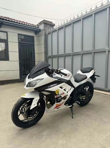 <span class=keywords><strong>Moto</strong></span> à essence d'occasion <span class=keywords><strong>Kawasaki</strong></span> <span class=keywords><strong>Mini</strong></span> Ninja 400CC - Moteur puissant, idéale pour la conduite en ville - Product Image 6