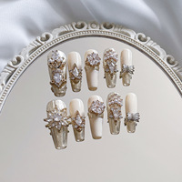 Newby nouvelle collection fait à la main champagne scintillant presse sur les ongles Aura plein strass éblouissant ongles conseils