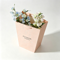 Bolsa de Mano Trapezoidal para Flores, con Estampado Dorado, para el Día de San Valentín, Caja de Embalaje para Ramos, Suministros para Floristas, Fabricante Mayorista
