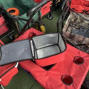 Chariot pliable tout-terrain pour extérieur avec grandes roues, porte-gobelets amovibles et sac isotherme pour plage et camping - Product Image 5