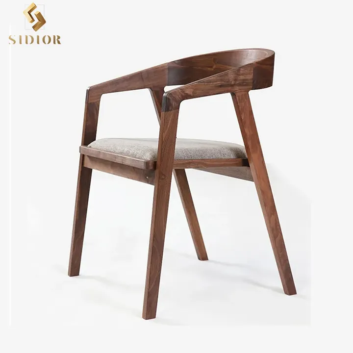 Ristorante all'ingrosso popolare sedia da pranzo in legno sala da pranzo sedie in legno massello con cuscino in tessuto