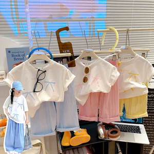 Conjunto de Dos Piezas de Verano para Niñas, Pantalones Cortos y Camiseta de Manga Corta, Moda Eurovisión, Seguro - Product Image 1