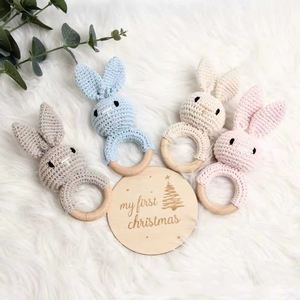 BPA di colore personalizzato gratis 15cm nuovo uncinetto Bunny sonaglio giocattoli per regalo di Pasqua - Product Image 1
