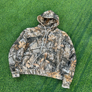 เสื้อมีฮู้ดของผู้ชายสติกเกอร์ด้านหลังลายพรางดิจิทัลสไตล์สตรีท - Product Image 6