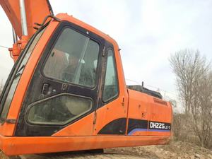 รถขุดตีนตะขาบขนาดใหญ่ 22.5 ตัน รุ่น dh225 dh220lc มือสองคุณภาพพรีเมียม Doosan DH225LC-7 สำหรับขาย - Product Image 4