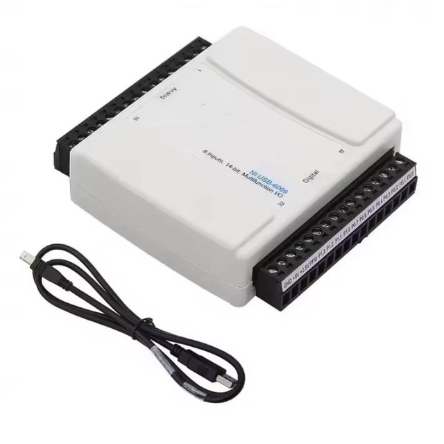 USB-6009 779026-01 Multifunction DAQ Data Acquisition Card 14-bit 48 kS / s 8 Analog Inputs 2 Analog Outputs