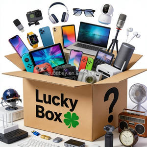 กล่องสุ่มอุปกรณ์อิเล็กทรอนิกส์ นาฬิกา <span class=keywords><strong>Samsung</strong></span> Galaxy ประสบการณ์การเปิดกล่องสุดหรู ของขวัญเซอร์ไพรส์สำหรับผู้ชายและผู้หญิง ชุดสินค้าสุ่ม - Product Image 1