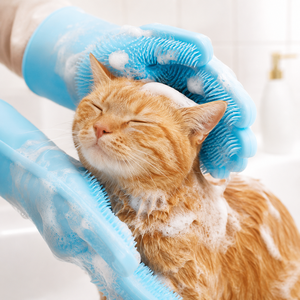 Guantes de Silicona Mágicos para Bañar Mascotas, Ideales para Bañar, Dar Champú y Cepillar Perros y Gatos (Paquete de 2) - Product Image 4