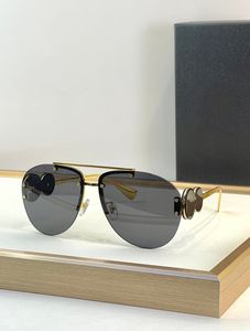 Nuevas Gafas de Sol Polarizadas de Marca de Lujo para Hombre Moda Montura Grande y Flexible Estilo Piloto para Mujer - Product Image 6