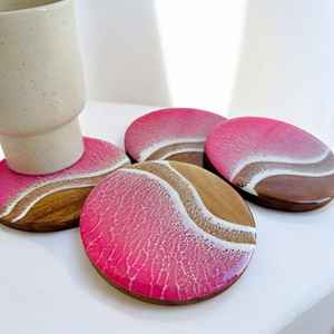 Juego de Posavasos de Madera y Resina Natural Hechos a Mano, Duraderos, Protegen los Muebles del Calor y el Agua Mientras Añaden un Encanto Rústico Elegante - Product Image 5