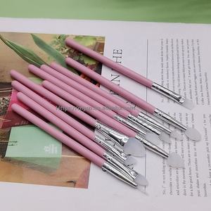 Herramientas para Tinte de Cejas, Pinceles de Silicona para Cejas y Pestañas, Pincel de Silicona Rosa para Sombras de Ojos, Labios y Cejas, Aplicador de Delineador - Product Image 4