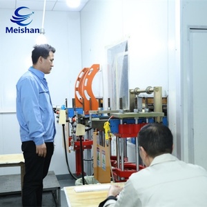 Meishan <span class=keywords><strong>Dama</strong></span> Justicia con los ojos vendados, báscula y espada, distintivo <span class=keywords><strong>de</strong></span> justicia clásico, simbólico, grabado, <span class=keywords><strong>de</strong></span> aleación metálica mate - Product Image 4